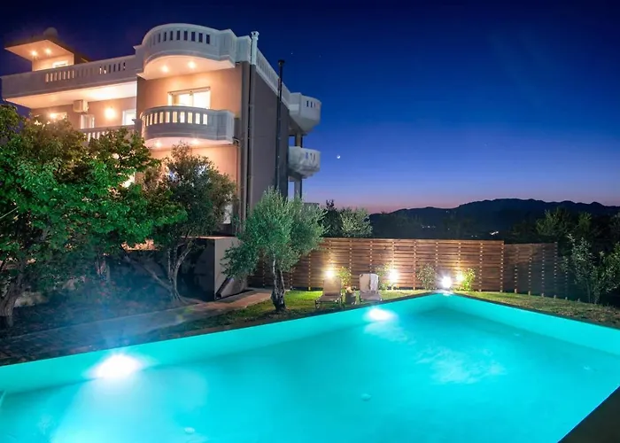 Majestic * Ханья