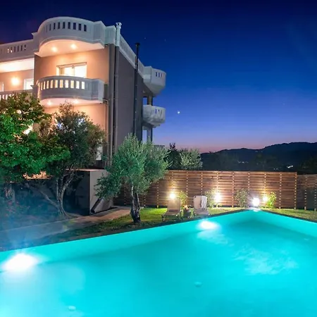 Majestic * Chania (Crete)